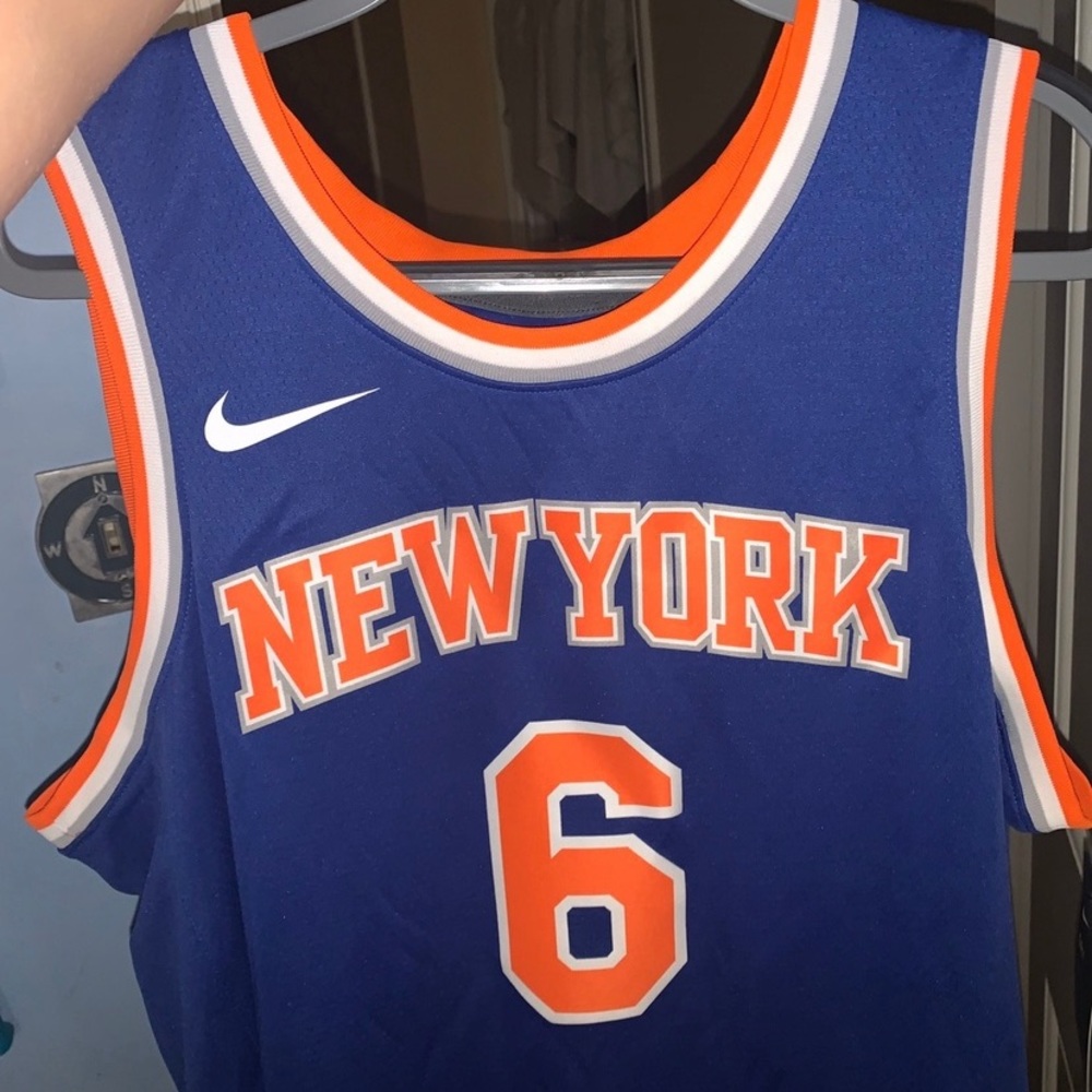 Porzingis NBA Nike Knicks Jersey (Brand New)